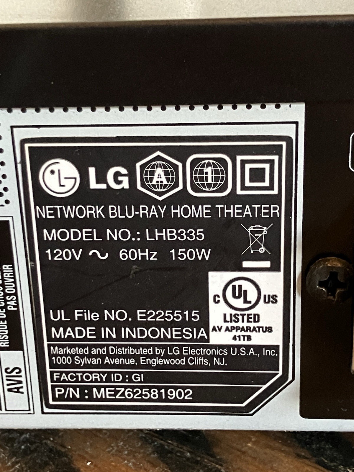 LG LHB335 Network Blu-ray Home Theater System Receiver HDMI Bluetooth No Remote