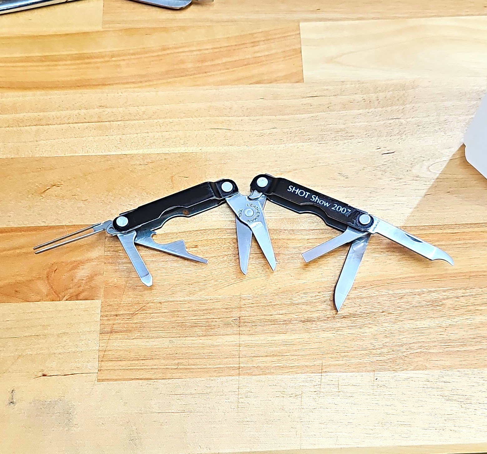 Leatherman Micra Multi-Tool Scissors Black SHOT Show 2007 Stainless Steel 0.5 in