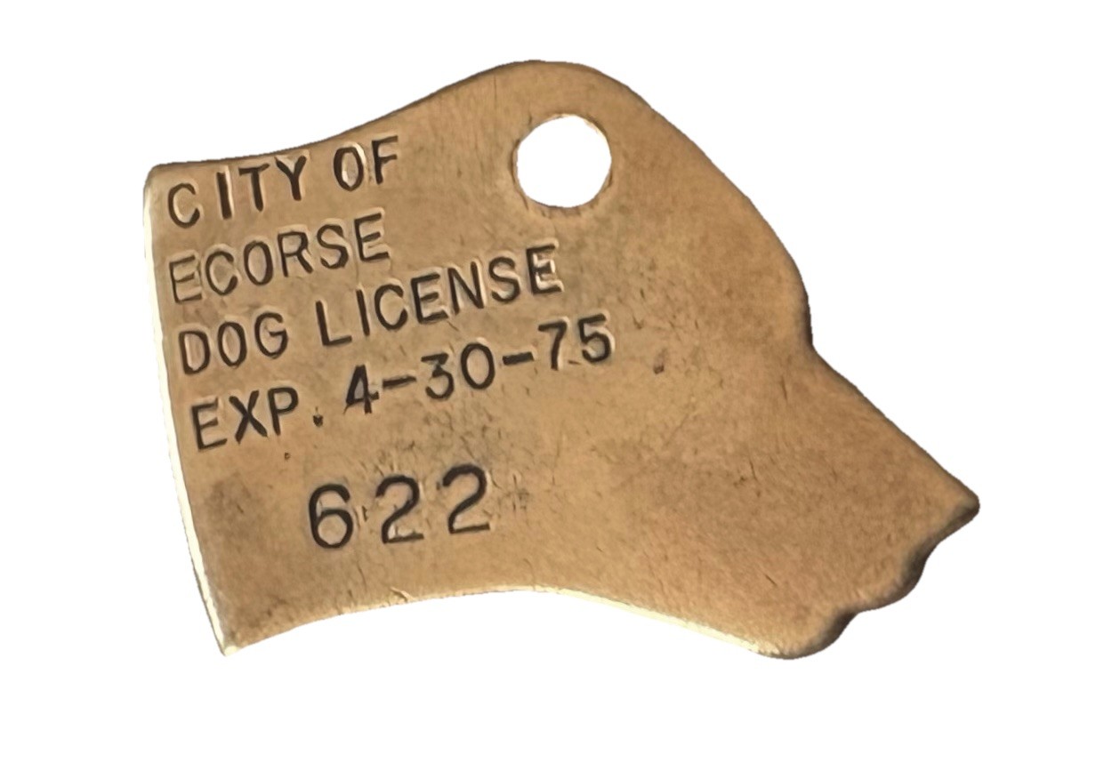 Vtg Dog License Brass Tag: 1975 Ecorse Michigan; Dog Head Shape: Detroit Suburb
