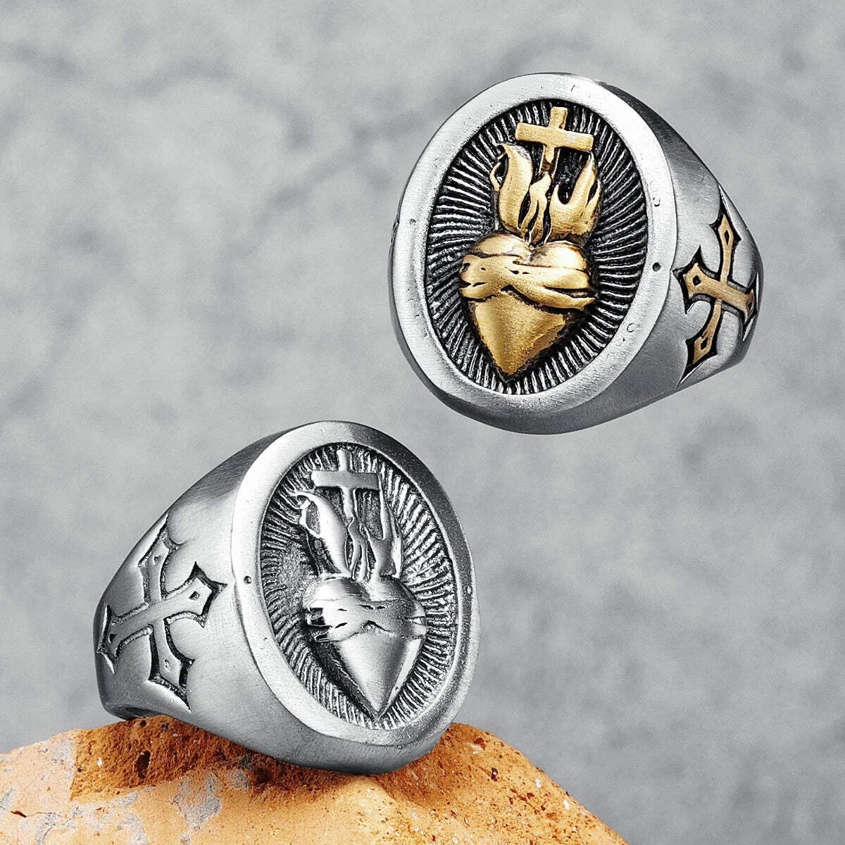 Heart of God Cross Ring 316L Stainless Steel Men Biker Religious Amulet Gift