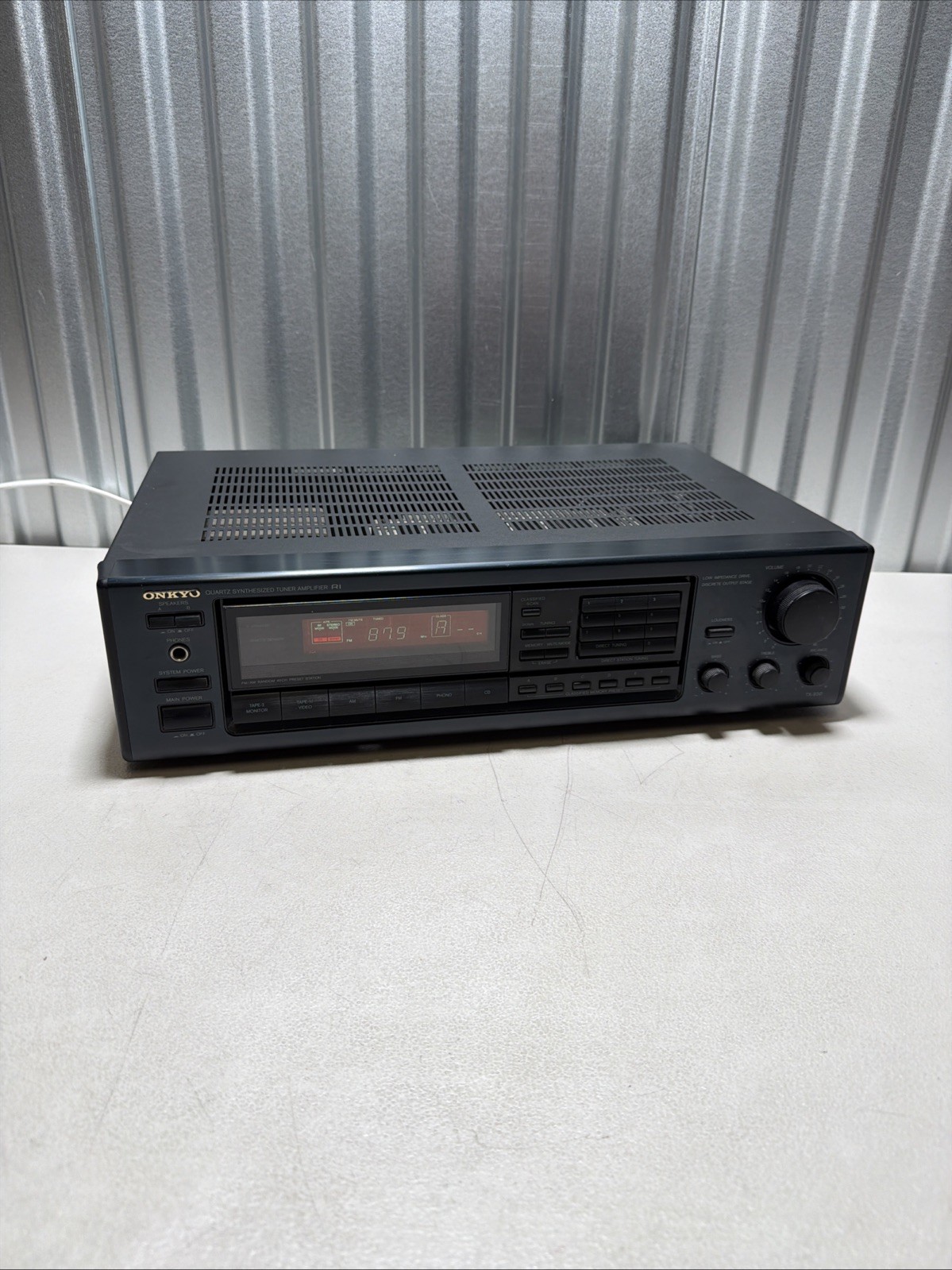 Onkyo TX-930 RI Quartz Synthesized FM/AM Tuner Amplifier - Working!