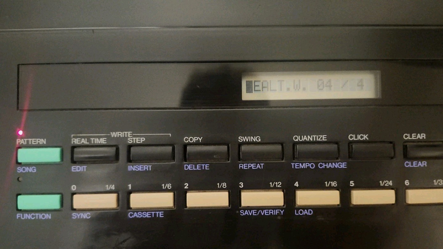 YAMAHA RX-15 Digital Rhythm Programmer Drum Machine - Tested & Working