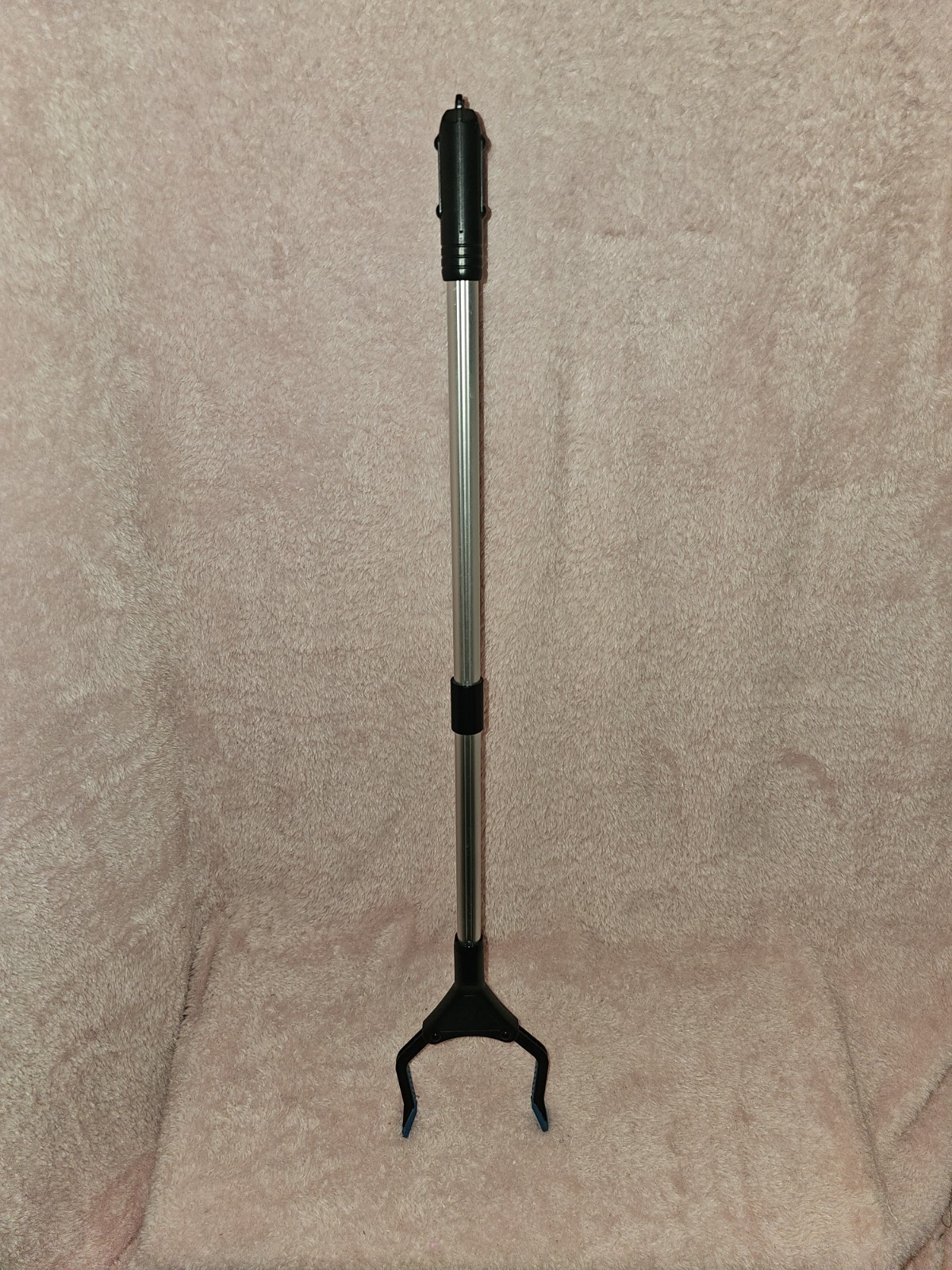 Folding Reacher Grabber Tool Adjustable Extension Pickup Claw Trash Picker