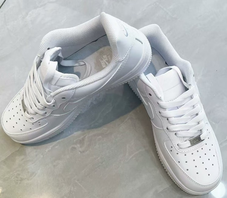 Men's Nike Air Force 1 "Triple White" Low Top Classic Sneakers-White