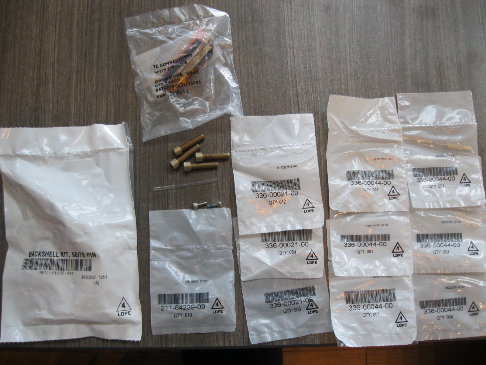 Garmin GSX GWX 10" 12" Sub-assembly Install Kit 011-01769-00 New (no paperwork)