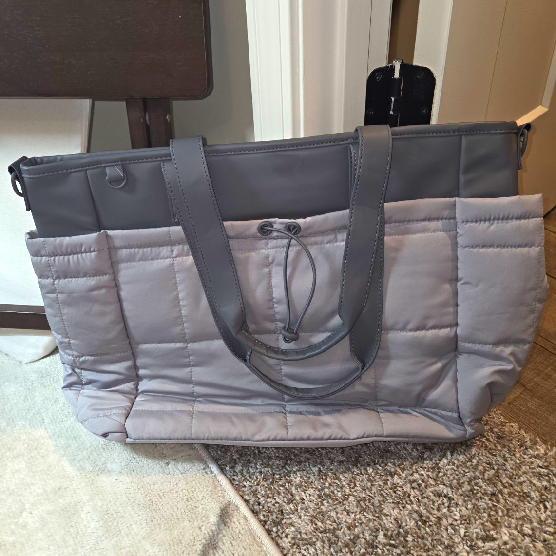 Gray Solid Quilted Laptop Bag Tote with Outer Pockets & Detachable Strap