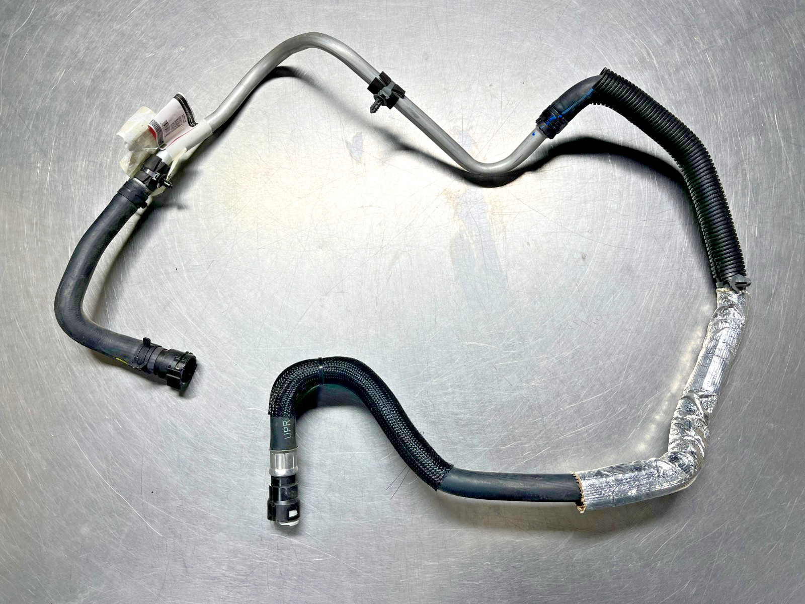 KH-1141 Motorcraft  HC3Z-18472-CD  OEM Ford  Heater HOSE   International 5739537