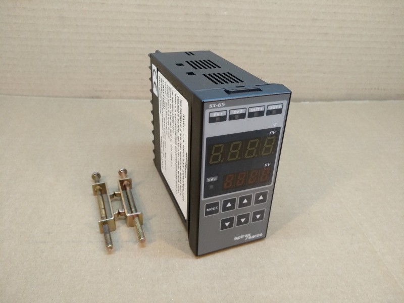 Spirax Sarco SX-65-T-AN, PT100, -200...+540°C, 0-20mA +2 relay outputs, 230VAC