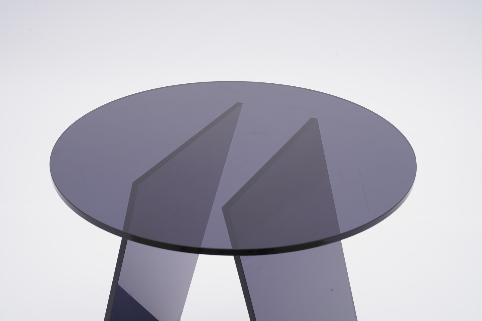Modern Nightstand, Laser-Cut Acrylic, 8mm Thick Floorstanding Side Table 40x45cm