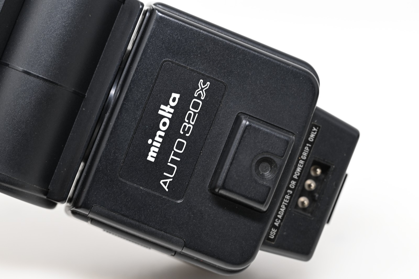 Minolta Auto 320X Flash #B138