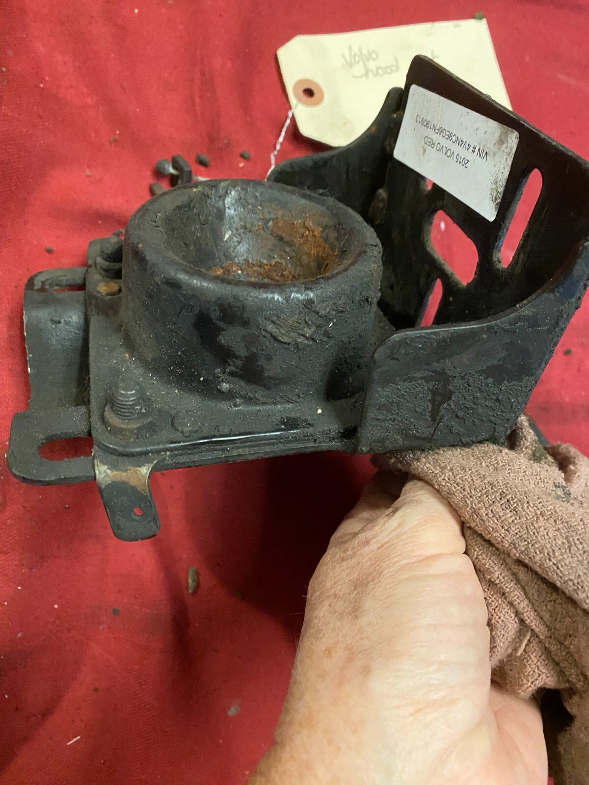 VOLVO HOOD REST SUPPORT BRACKET