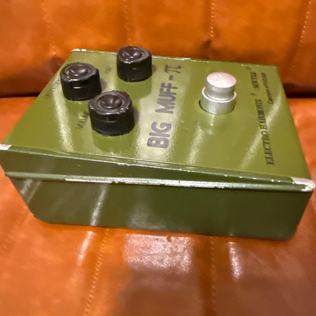 BIG MUFF Rare Army Green Transition Model