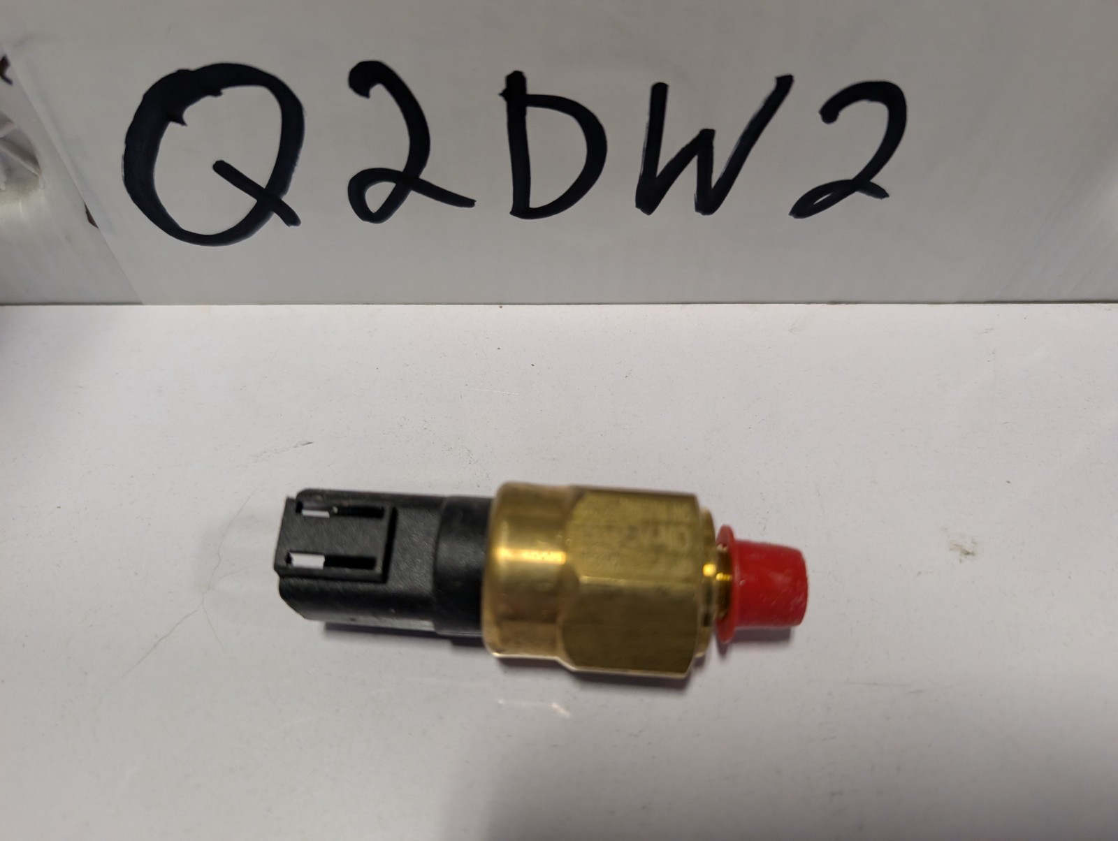 PVS Sensors Pressure Switch 153357 10290V-NO 2116100001320 90 PSI (Q2DW2)