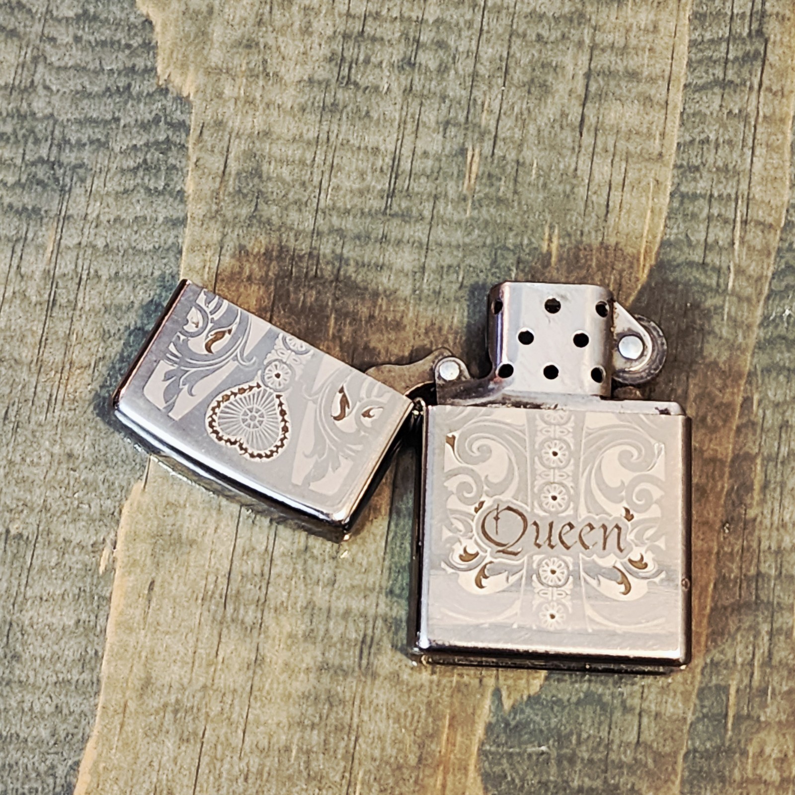 Zippo Queen Black Ice