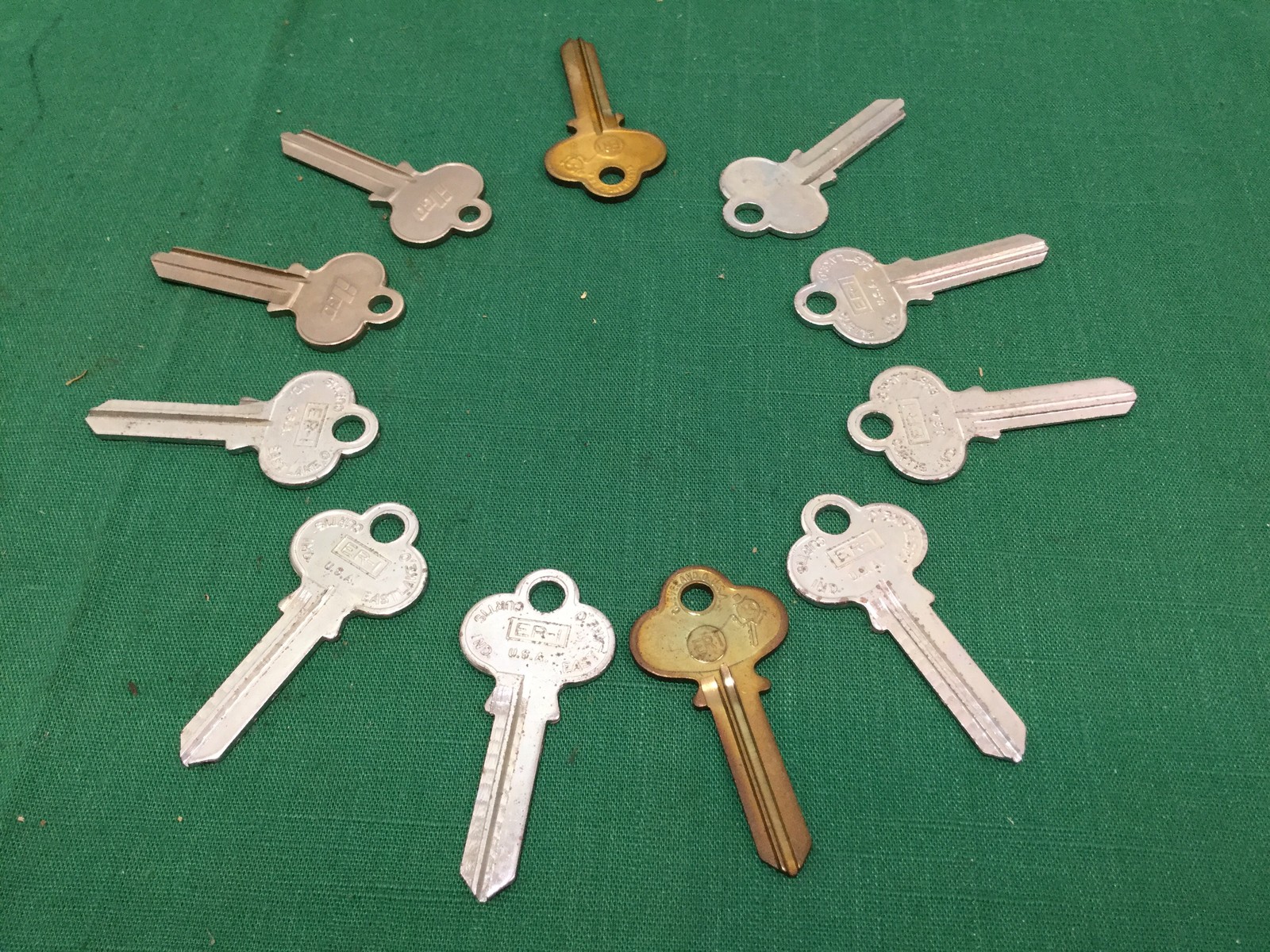 Earle by Curtis, ER1 Kywy Key Blanks, Set of 11 - Locksmith