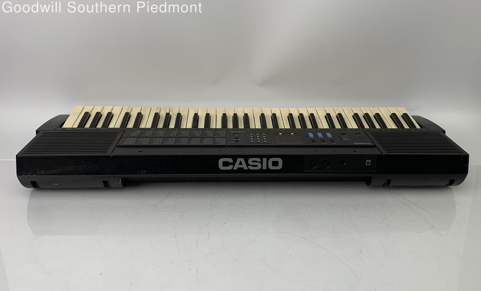 Casio CTK-530 61-Key Electronic Keyboard - Tested