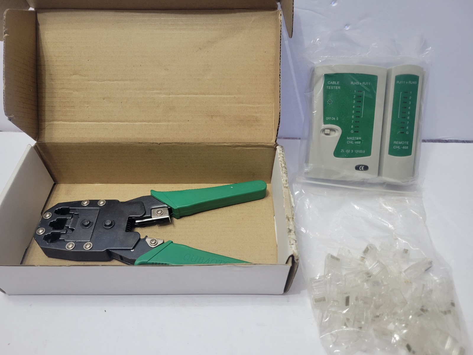 CE LAN network Cable Tester for RJ11 and RJ45 CPJ0823966 And Case Tested