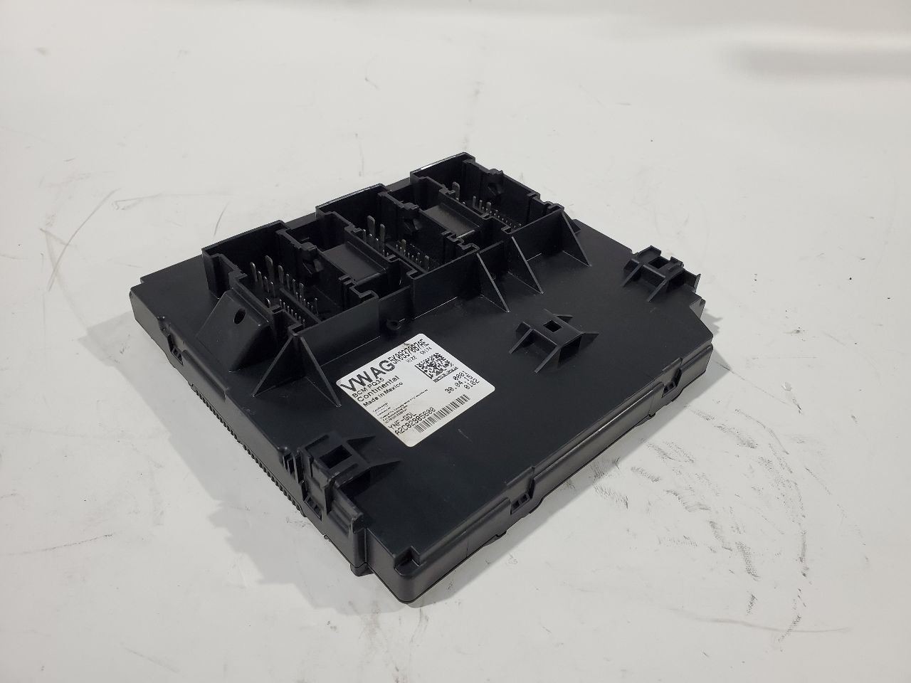 2015 Volkswagen Passat OEM Body Control Module BCM 5k0937087ae