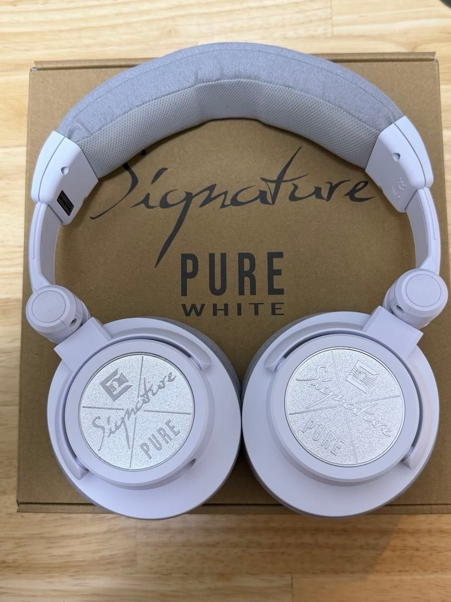 Ultrasone Signature PURE WHITE Closed-Back Studio Monitor Headphones Japan