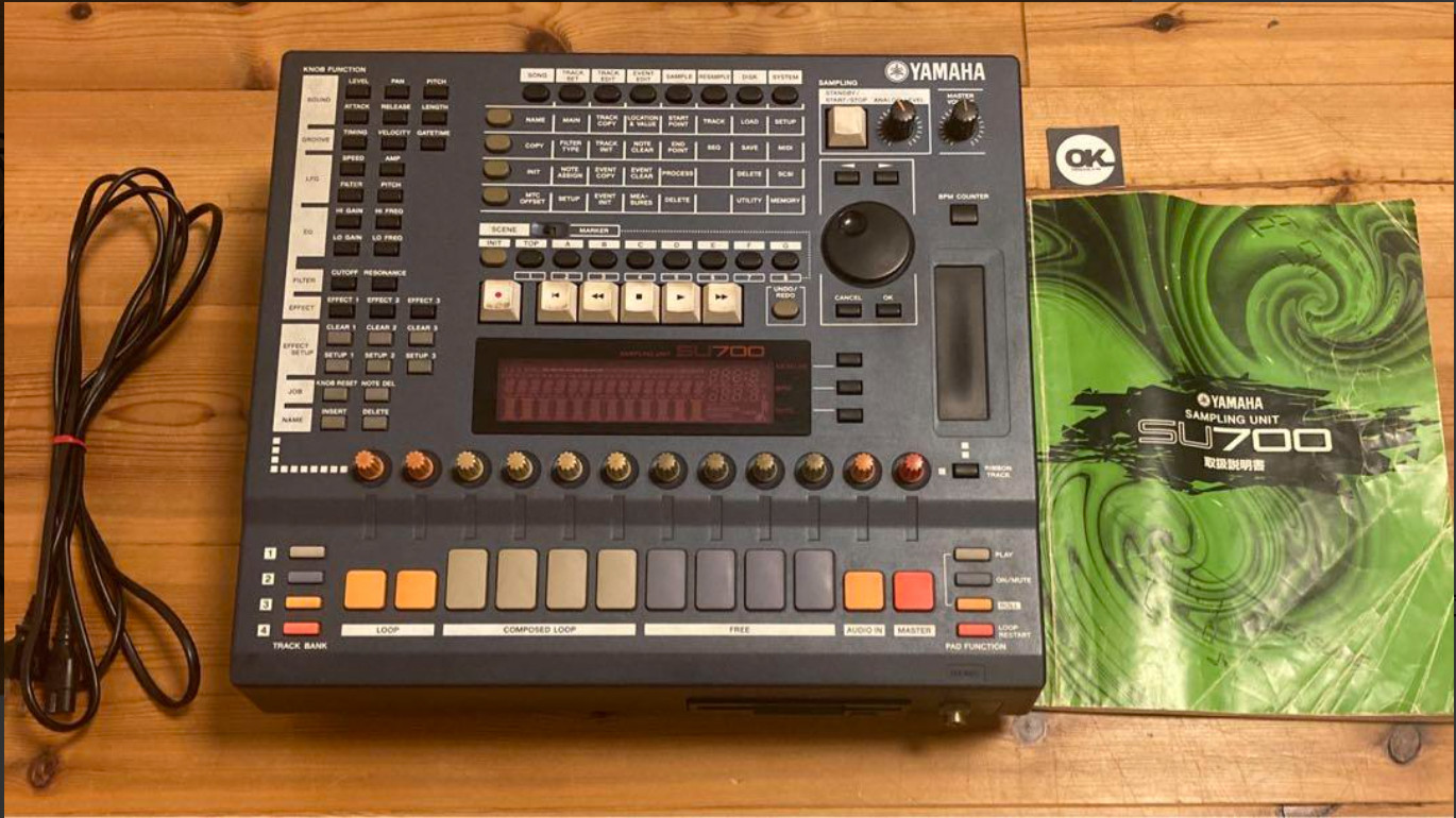 USED Yamaha SU700 Sampling Factory Sampler Sequencer Tested working Japan