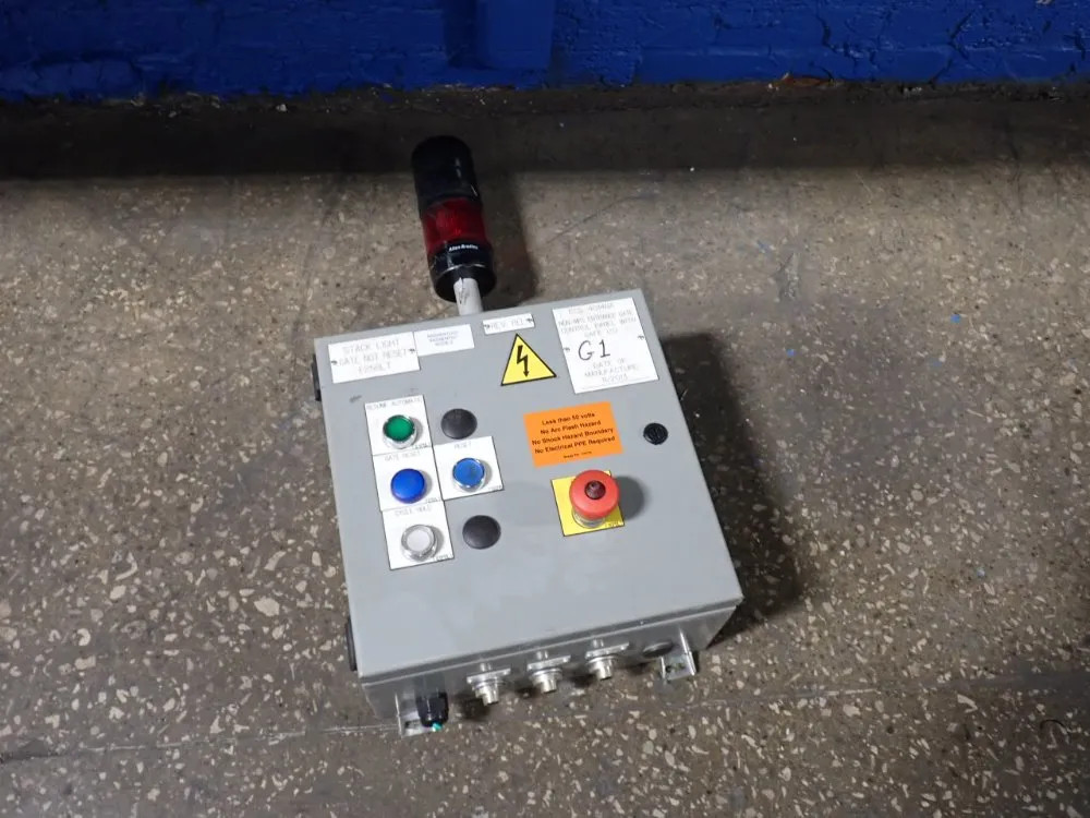 CONTROL PANEL  08250561758