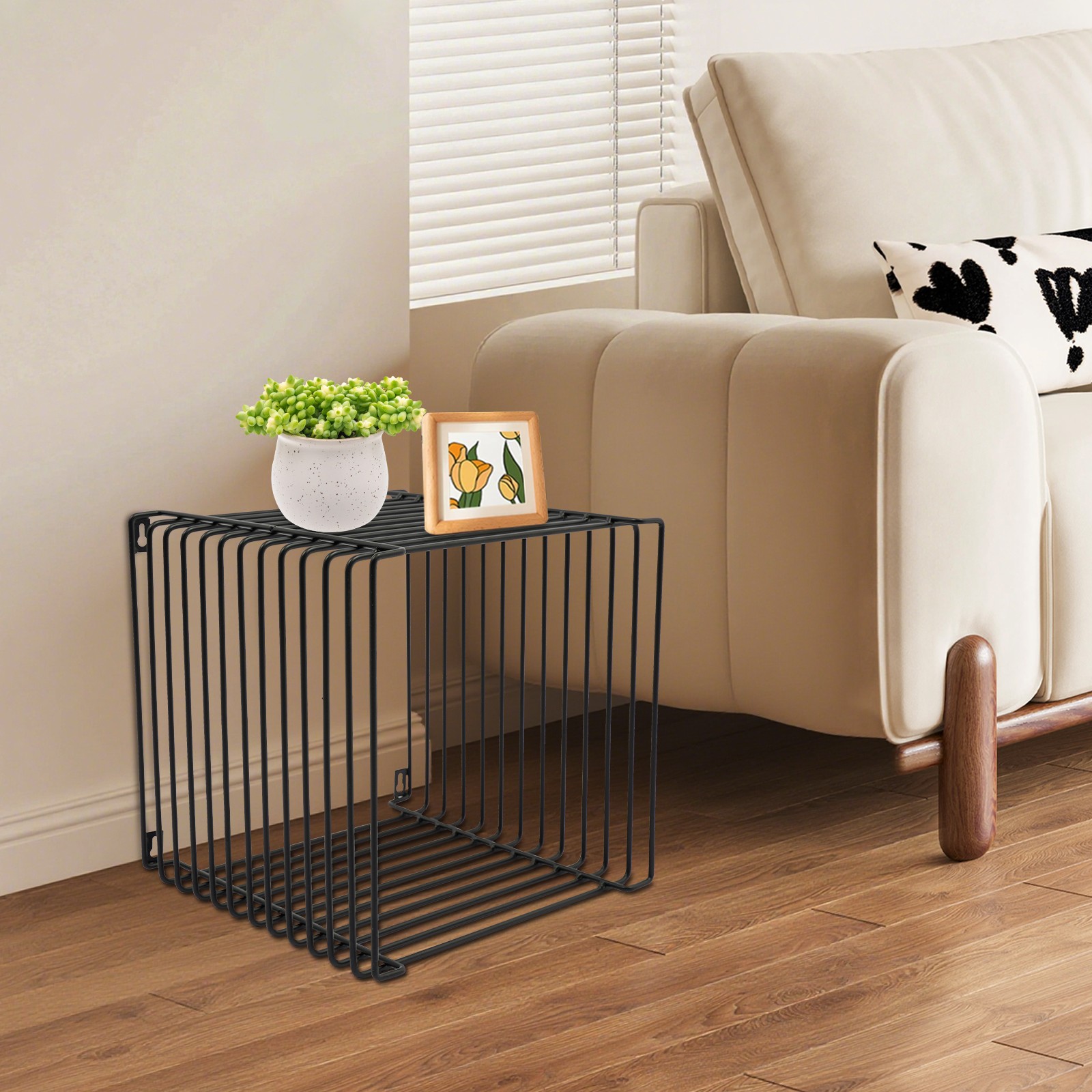 30x30x30cm Vintage Side Table Square Geometry Side Table Linear Metal End Table