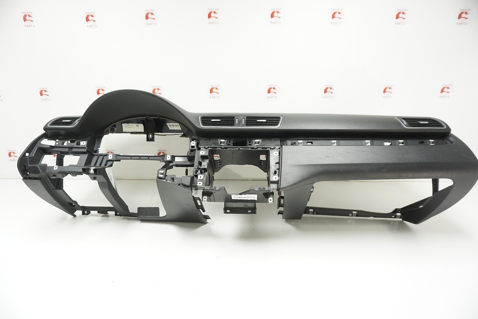 2009-2017 Volkswagen Cc Dashpanel Instrument Panel Used Oem (3ab-857-004-a-obp)