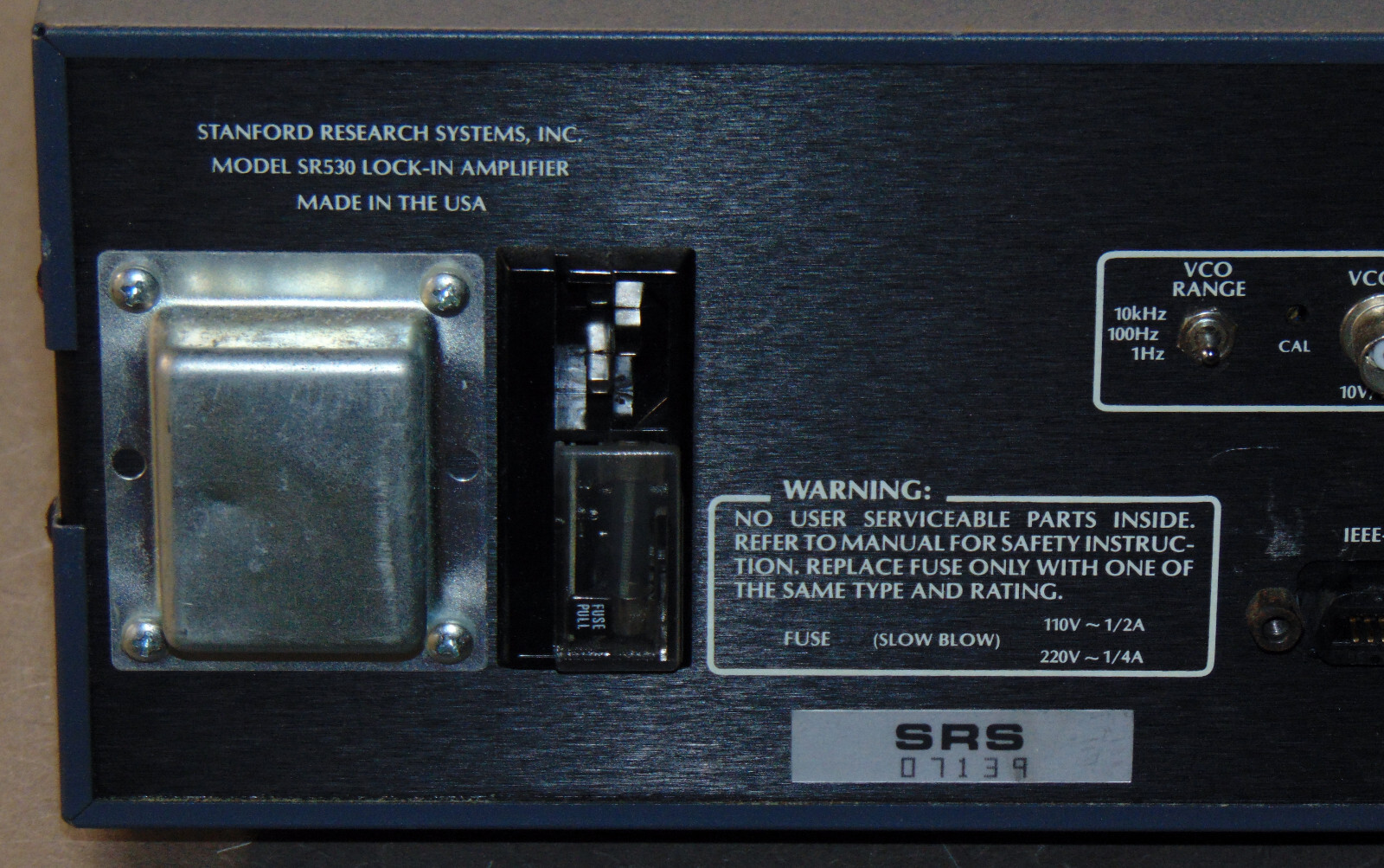 STANFORD RESEARCH SYSTEMS SR530 LOCK-IN AMPLIFIER