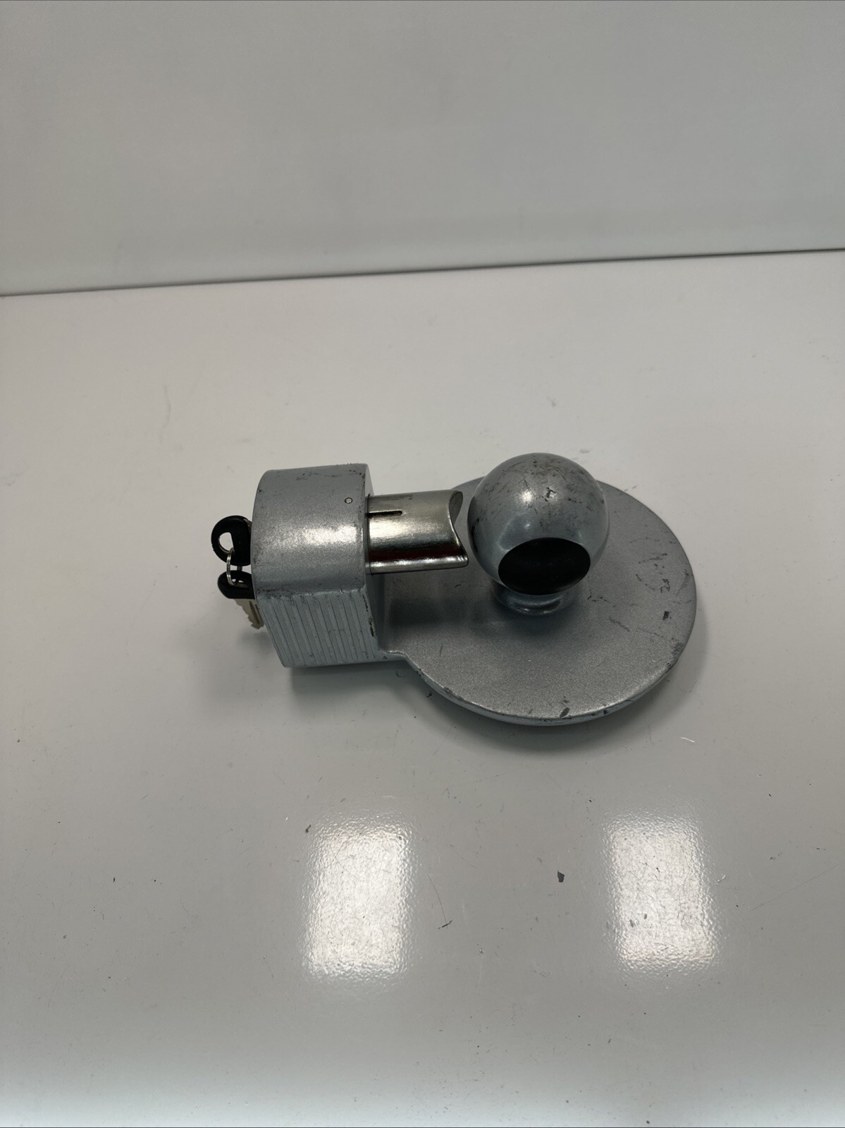 Master Lock 2 15/16” Trailer Coupler Lock Model 378 With Keys