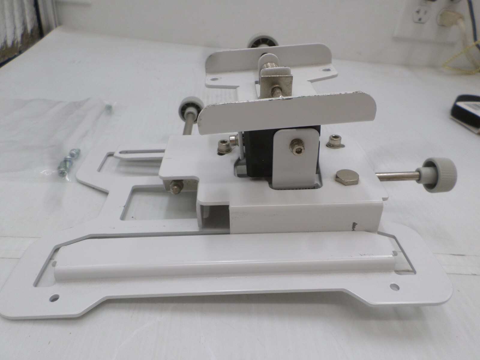 Ceiling Mount For Epson Powerlite 460 Projector