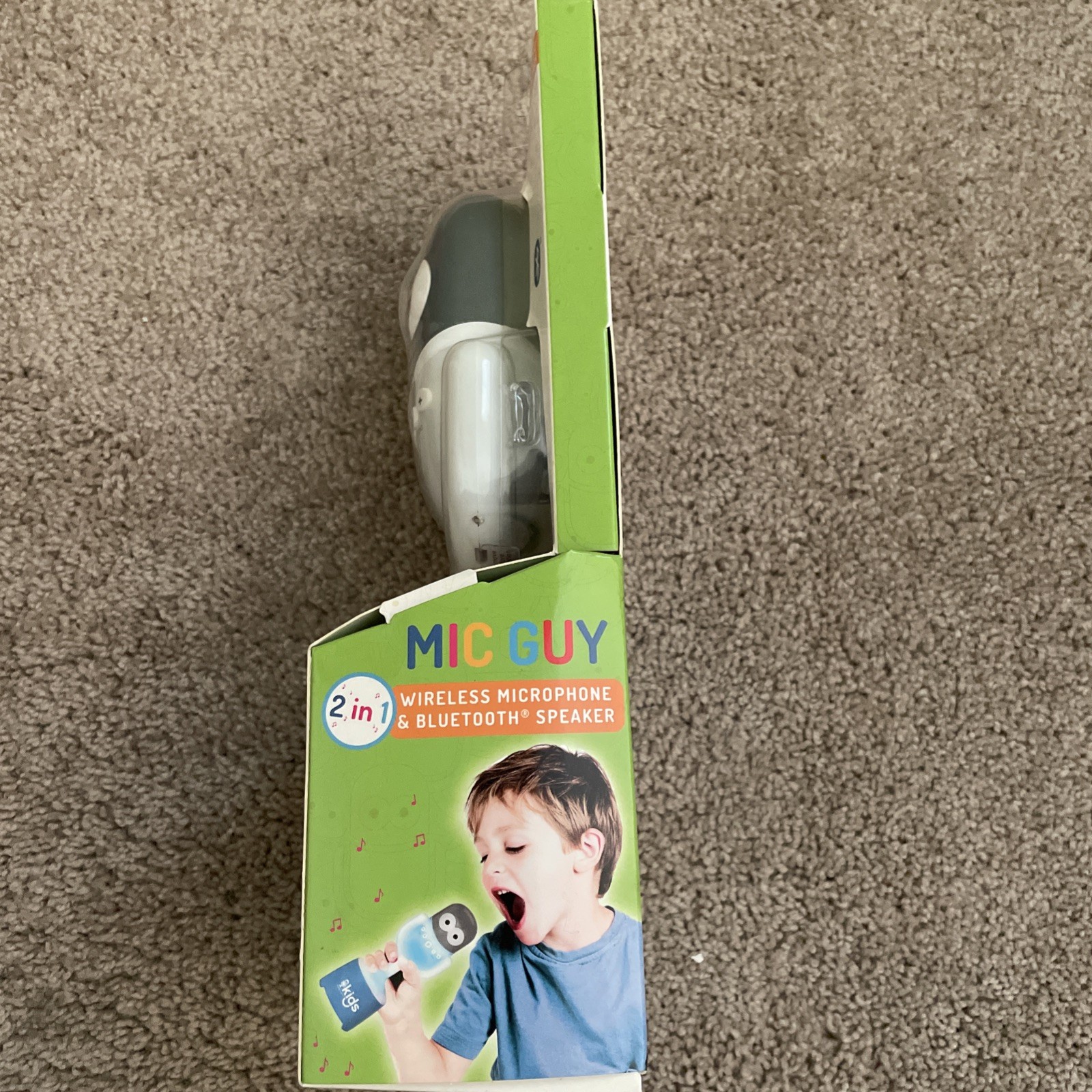 Singing Machine Kids 2 in 1 Portable Bluetooth Speaker w/ Mic Guy Microphone