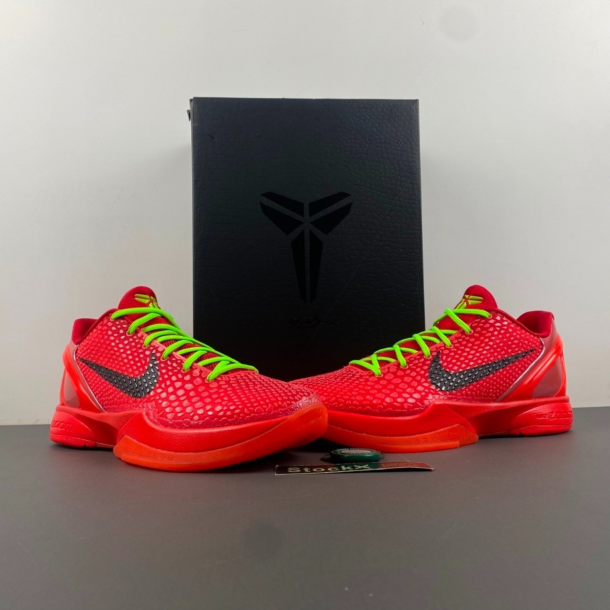 FV4921-600 Zoom Kobe 6 Protro 'Reverse Grinch' Red