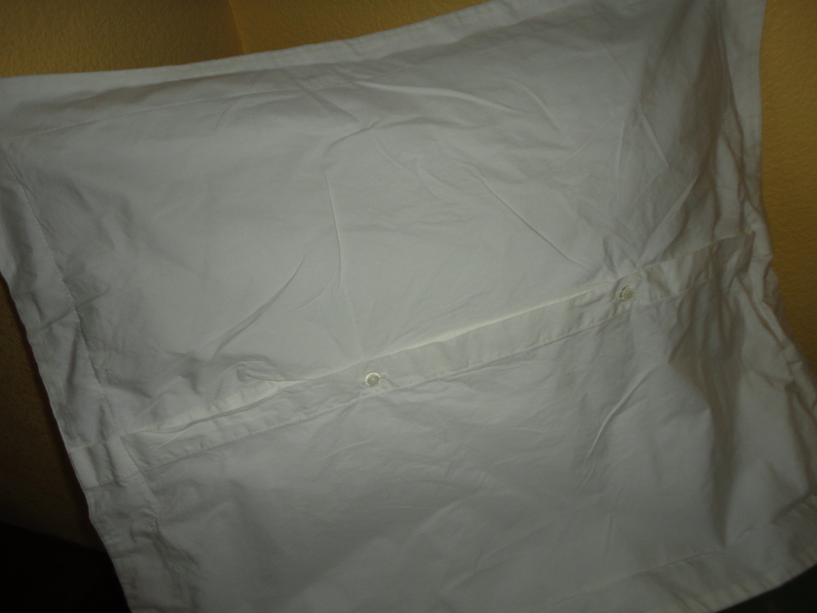 MODERN OFF-WHITE BUTTON UP (1) STANDARD PILLOW SHAM 20 X 26