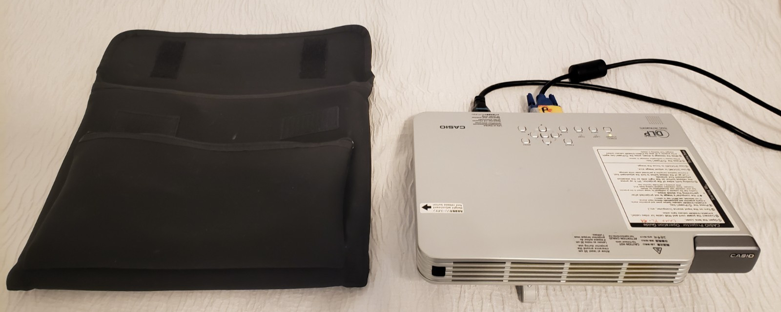 Used CASIO DATA PROJECTOR XJ-S47 With Carry Case Power Cord & Data Cable