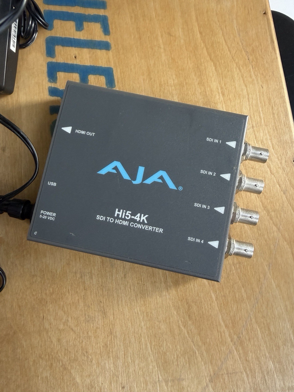 (2)AJA Hi5-4K SDI To HDMI CONVERTER