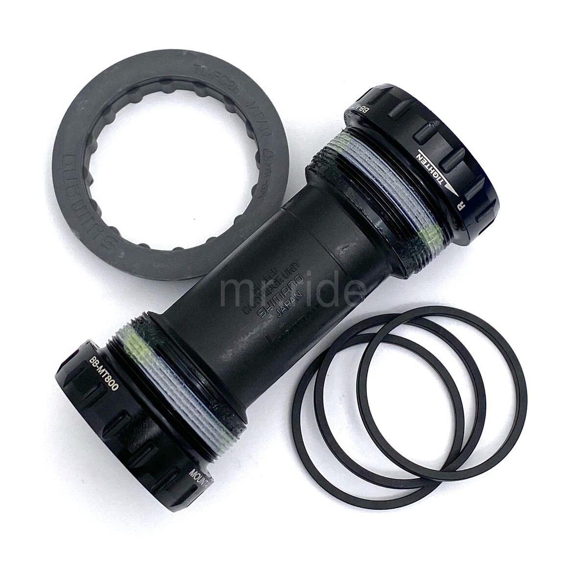 Shimano BB-MT800 English Thread Bottom Bracket Hollowtech II