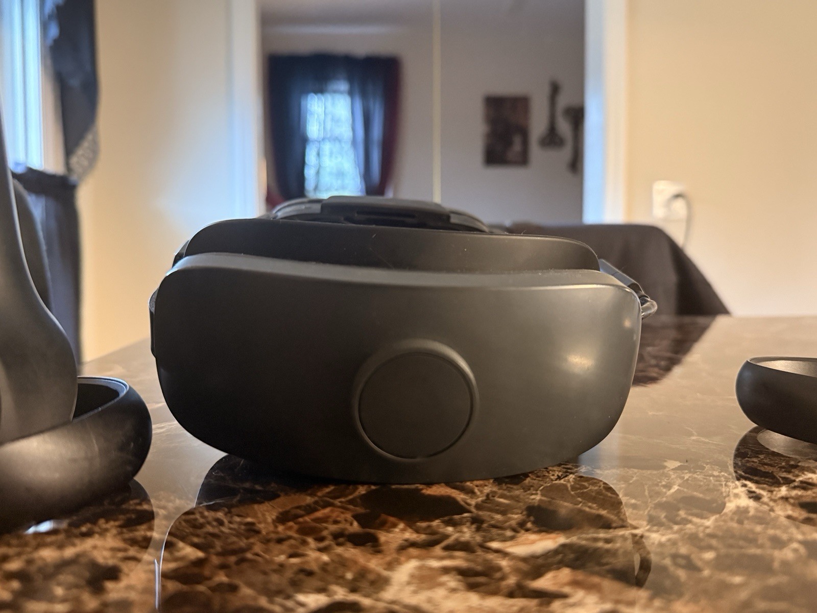 HTC VIVE XR Elite + Rare Full Face Tracker + Extra Face Cushions