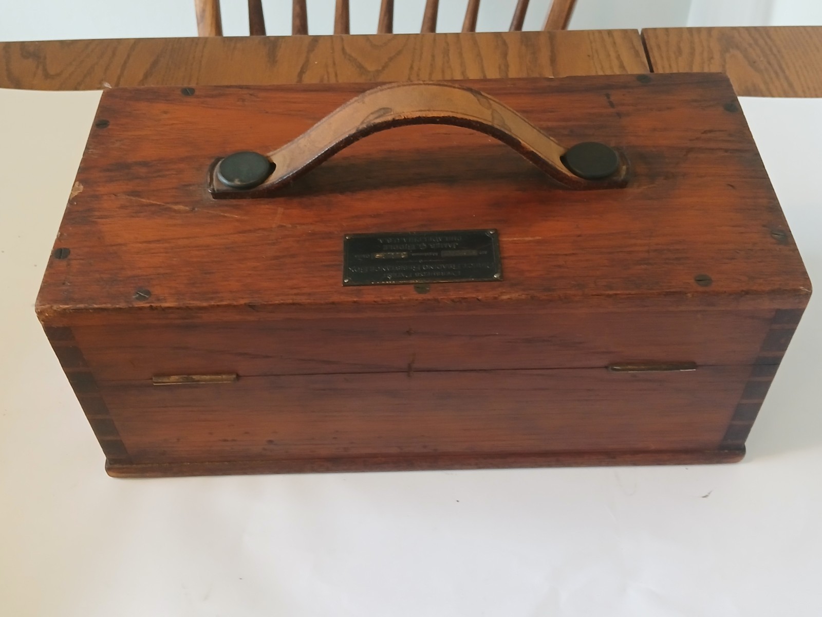 VINTAGE EVERSHEDS RESISTANCE BOX NICE!