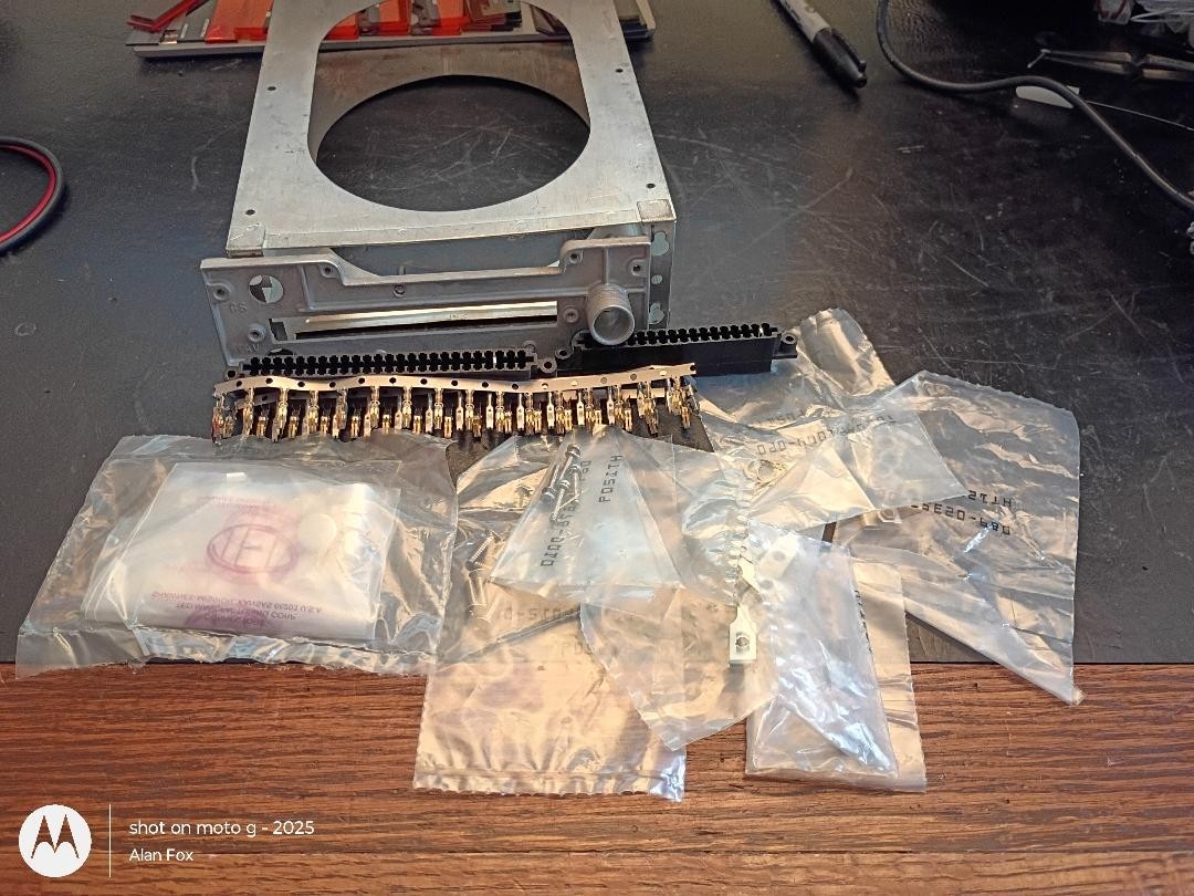 Bendix King KX165 with GS conn kit P/N 050-01778-0000 Rev 11