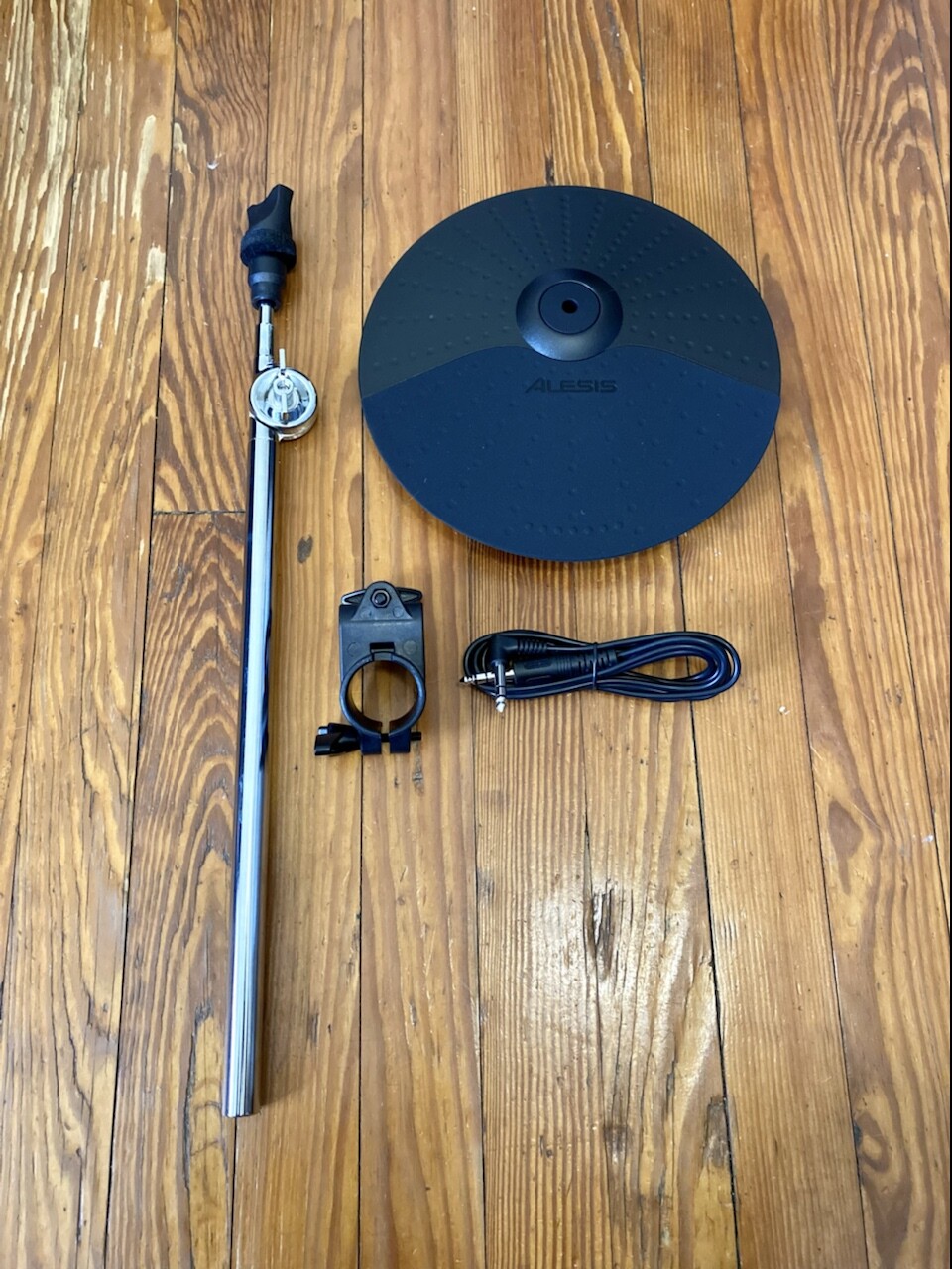 Alesis 10" Cymbal NEW w/21" Arm, Clamp & Cable Surge DM10 Command Drum E-Drums