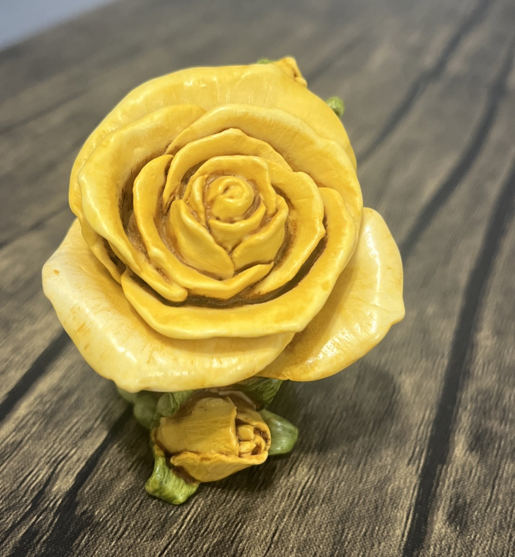 Harmony Kingdom “Single Yellow Rose” UK Retired Signed #1640/3600
