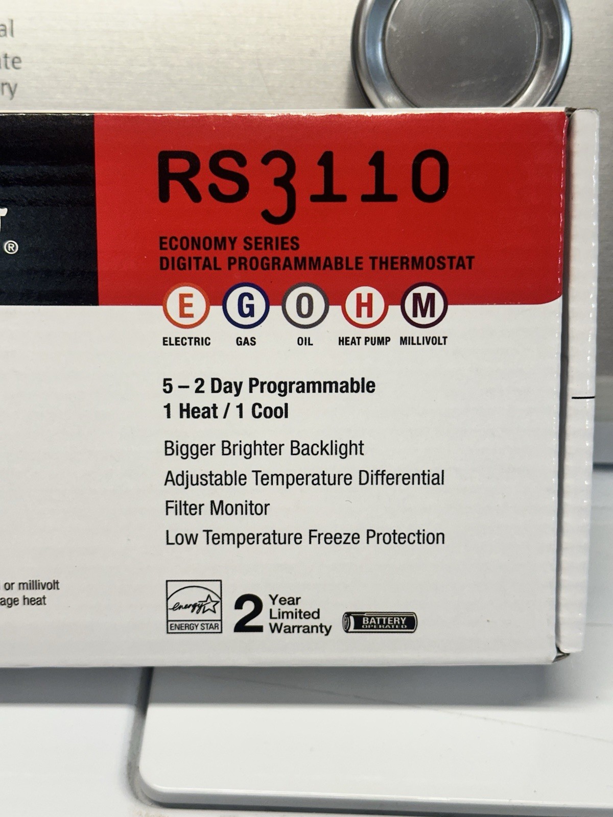 Robertshaw RS3110 Digital Programmable Thermostat New Open Box