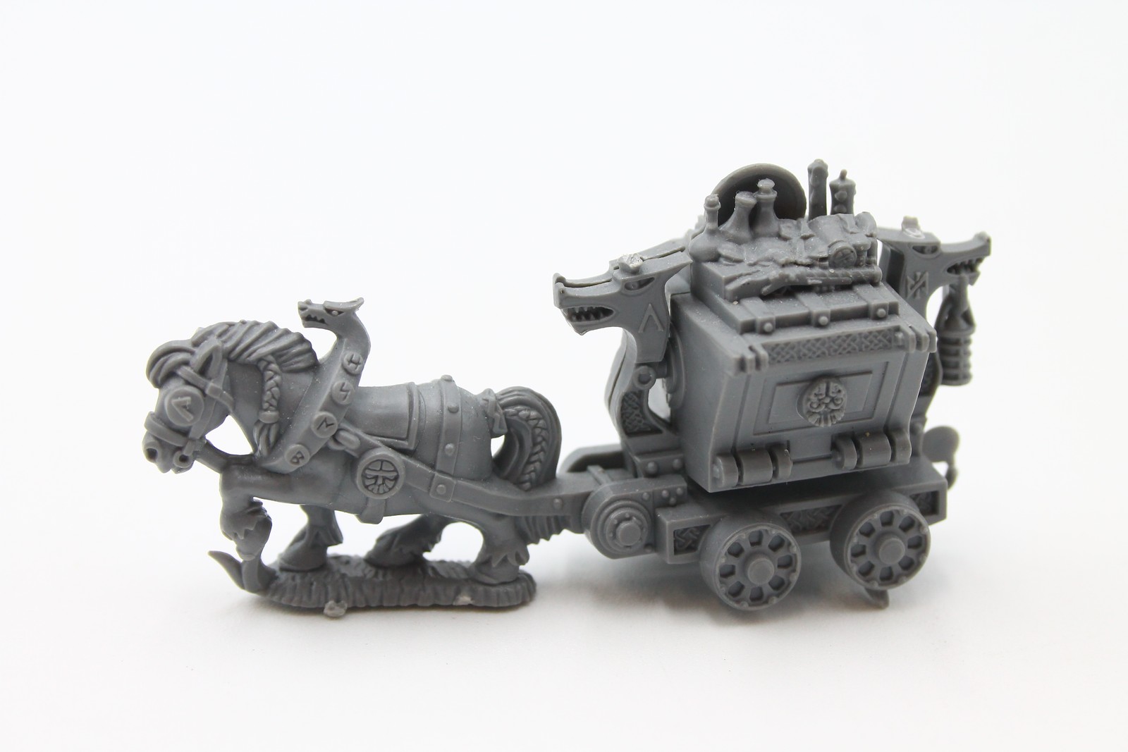 Used Warhammer Fantasy Dwarves: Skull Pass Grudge Cart (OOP)