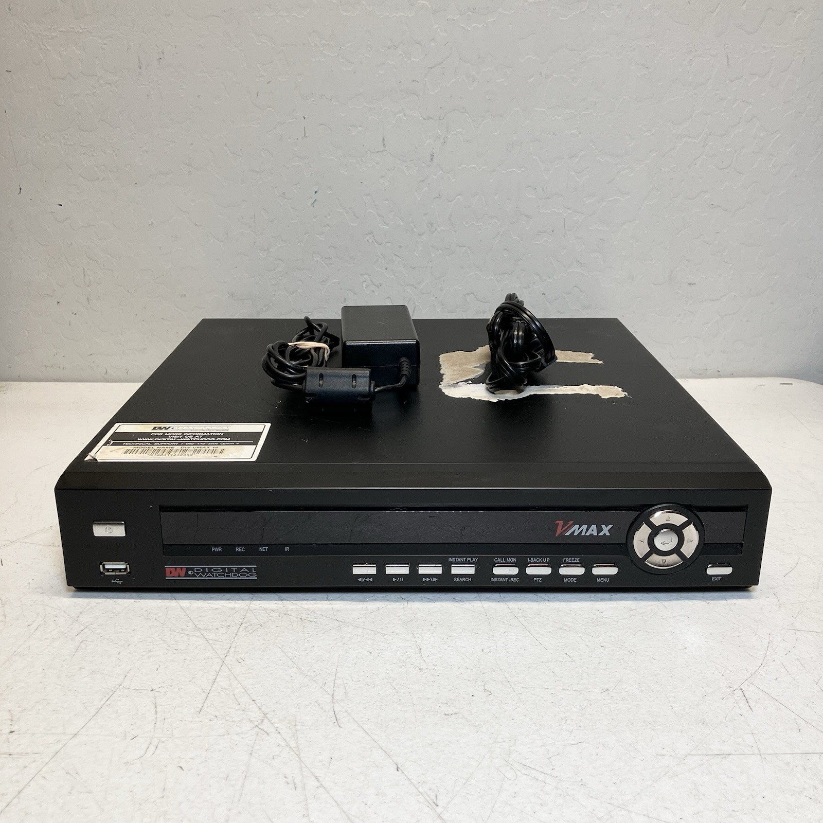 (FACTORY RESET) Digital Watchdog VMAX - VMAX16 16CH DVR 2TB Security Recorder