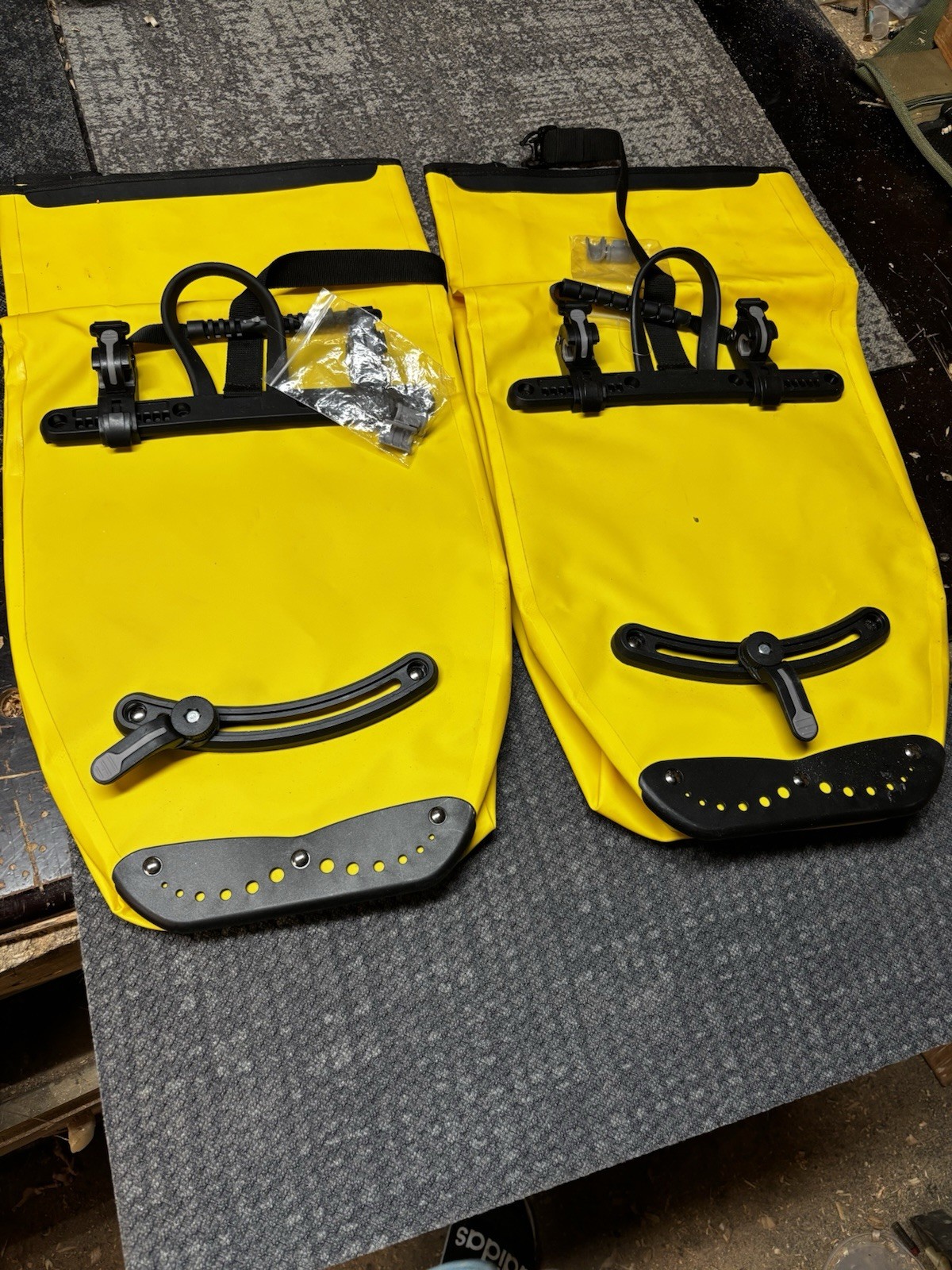 Cyclin Waterproof DoubleRear Pannier Set 27L yellow Black Buckle Zipper Pocket