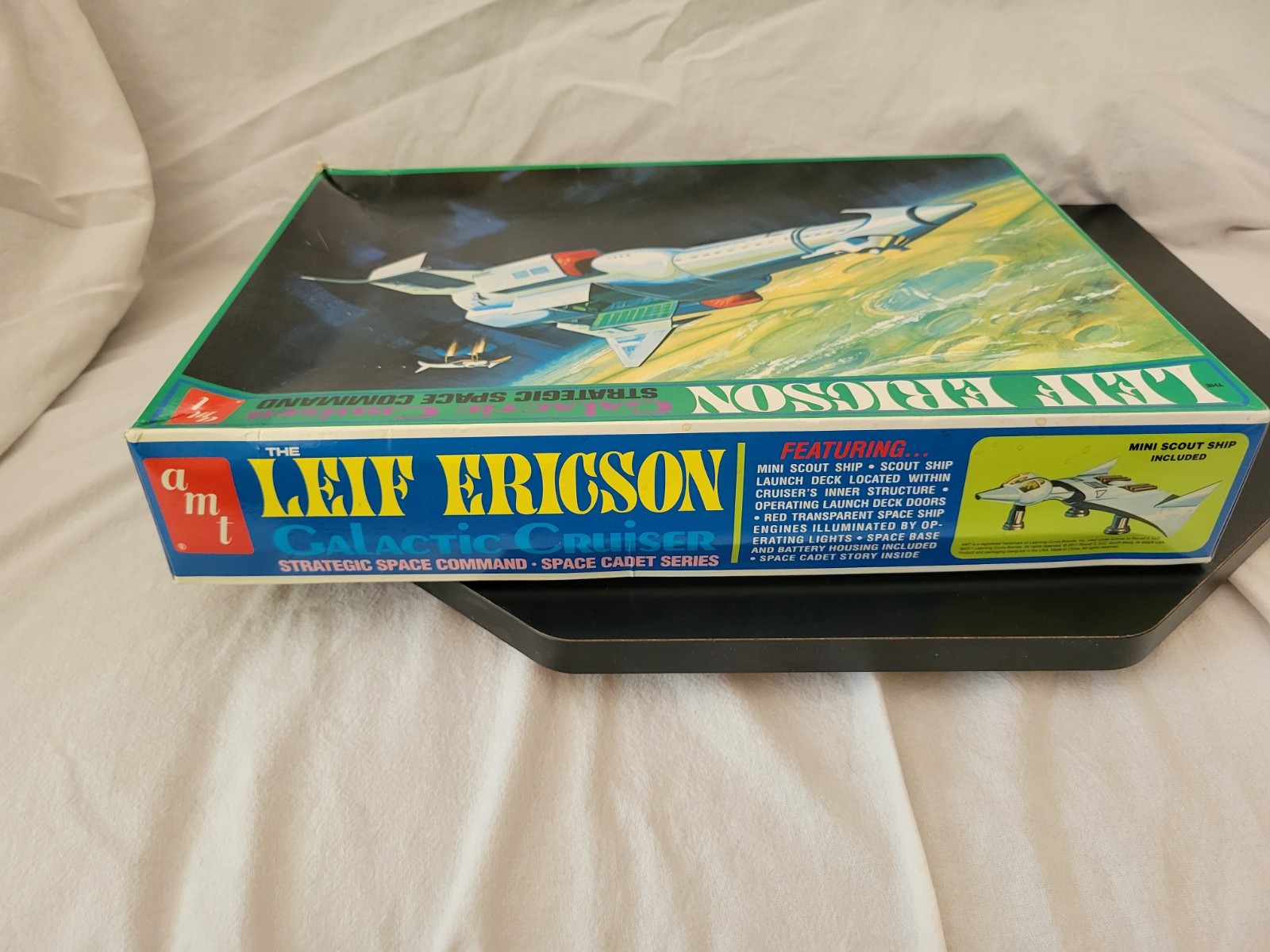 LEIF ERICSON GALACTIC CRUISER STRATEGIC SPACE COMMAND MODEL KIT AMT NEW Open Box
