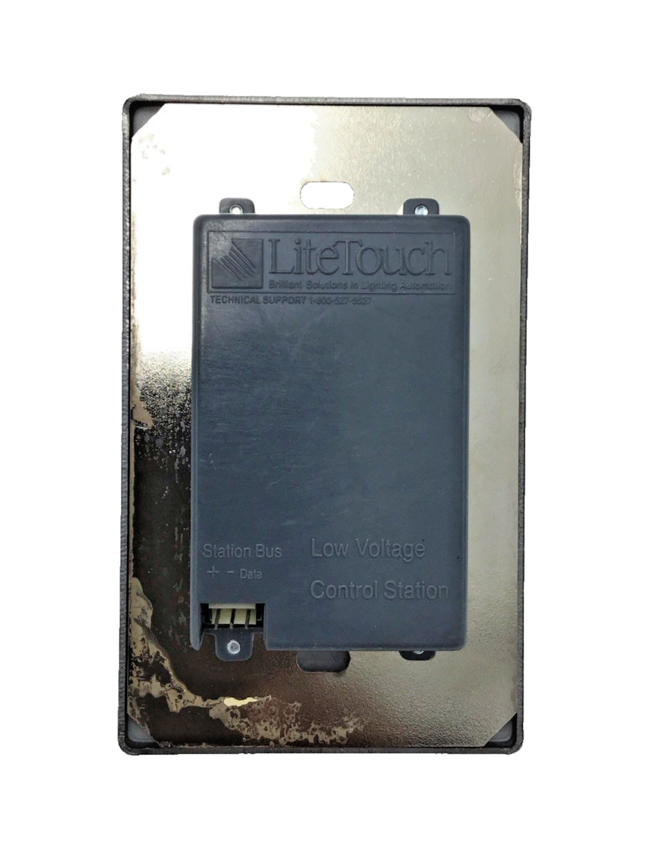 LiteTouch 3-Button Metropolitan Keypad Dimmer (Black) Savant
