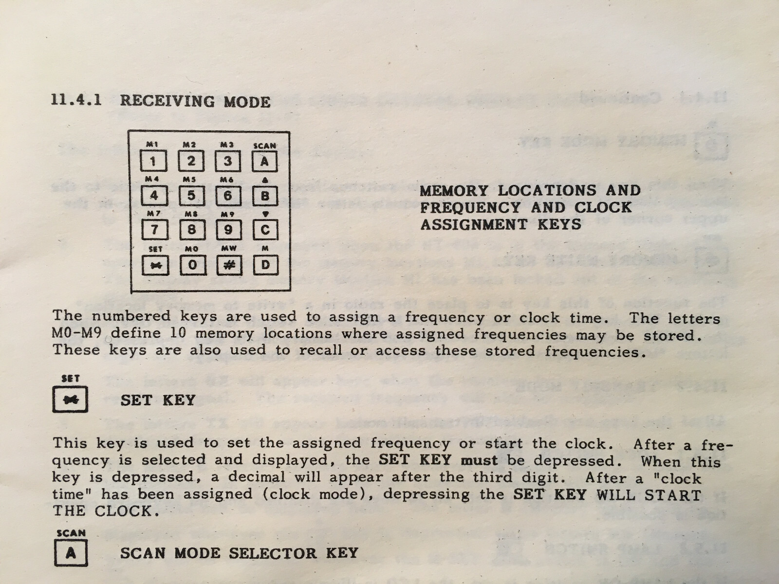 Narco HT 800 Handheld Transceiver Operator's Manual.