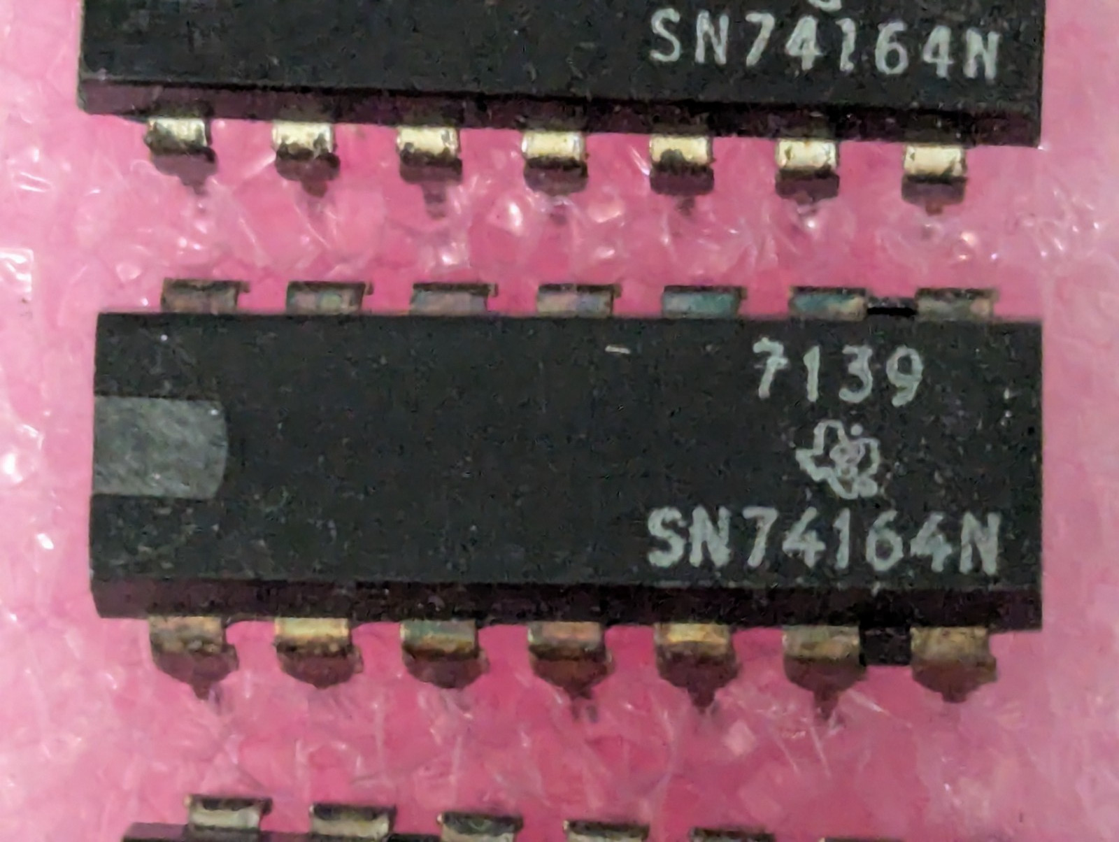 4PCS SN74164N 8-Bit Parallel-Out Serial Shift Registers 74164 54164