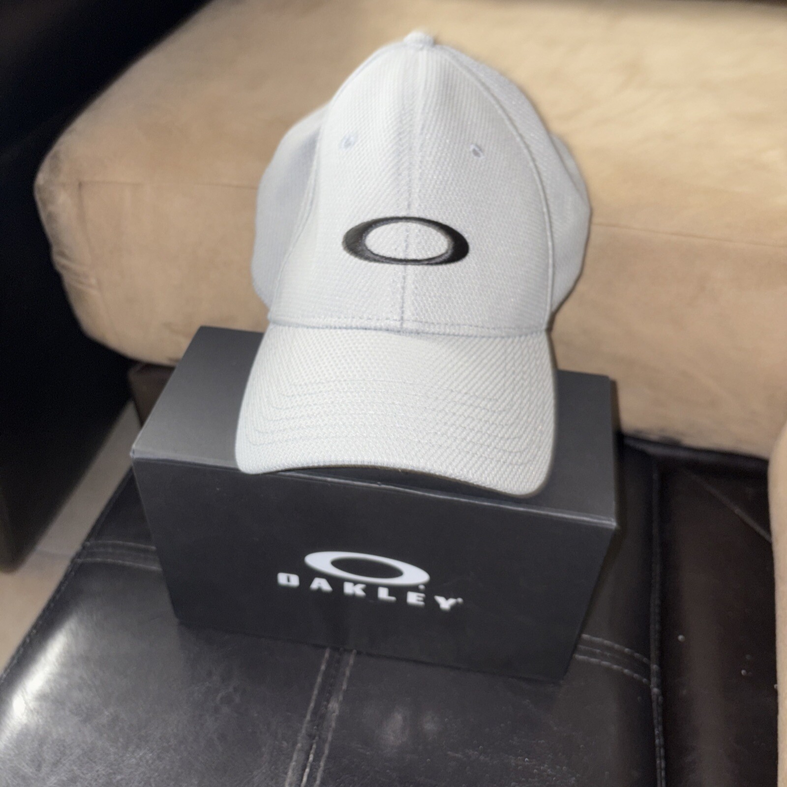 OAKLEY Men's Golf Ellipse Adjustable Golf Sport Hat/Cap Gray